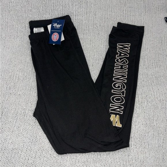 Pants - Women’s Washington state Black Leggings M